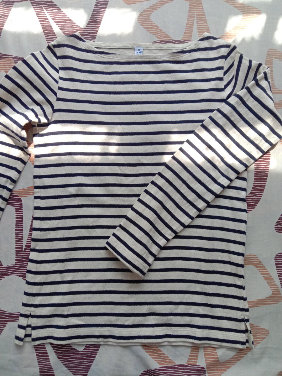 intannattt's tweet photo. @boobs4fuun preloved!
kaos stripes navy cream
lingkar dada 80-82
panjang baju 58-60
panjang lengan 60
100% cotton
harga: 35.000

kaos stripes navy white
lingkar dada 100
panjang baju 65
panjang lengan 60
100% cotton
harga: 30.000

FLO COLLARLESS SHIRT black
ld 95
pj 60
pl 55
Harga: 30.000 https://t.co/JDQcLCmU5R