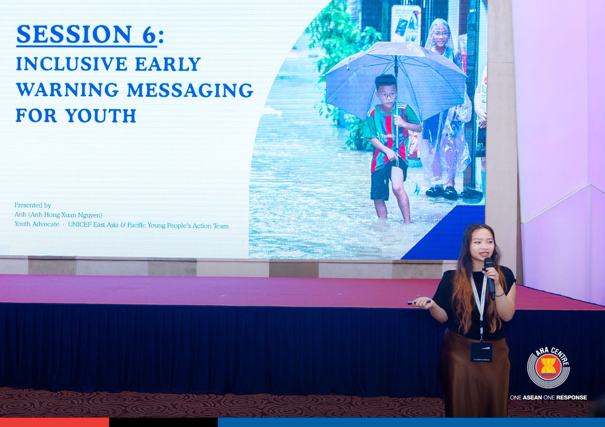 AHACentre's tweet photo. A warning only saves lives when people understand it, trust it, and know how to act.

From 8–10 June 2026 in Da Nang, Viet Nam, 64 representatives from 11 ASEAN Member States National Disaster Management Organisations and National Hydrometeorological Services, Civil Societies Organisations, Red Cross/Red Crescent National Societies, and partners came together for the Regional Capacity Building on Inclusive Early Warning Messaging. (1/2)

#OneASEANOneResponse #ASEANBRACE #EarlyWarningForAll #inclusiveearlywarning @CanadaASEAN