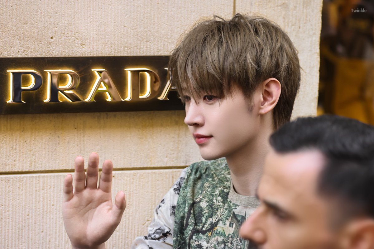 Twinkle_021208's tweet photo. 260621
#엔하이픈 #성훈 
#ENHYPEN #SUNGHOON
#PRADAxENHYPEN 
#ENHYPENonPradaSS27 #PradaSS27 https://t.co/FzAFAtpG7N