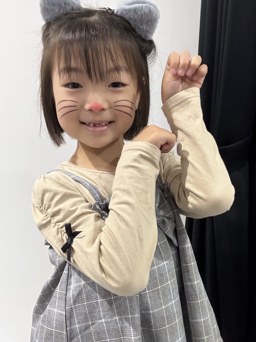 yama_nachu's tweet photo. 猫の配達員2026 
無事終演しました！
猫の配達員に関わってくださった皆さま
ありがとうございました😊
悔しくて泣いたこともあったけど、
これからも沢山成長していきたいです！ https://t.co/mnCM6XmMA8