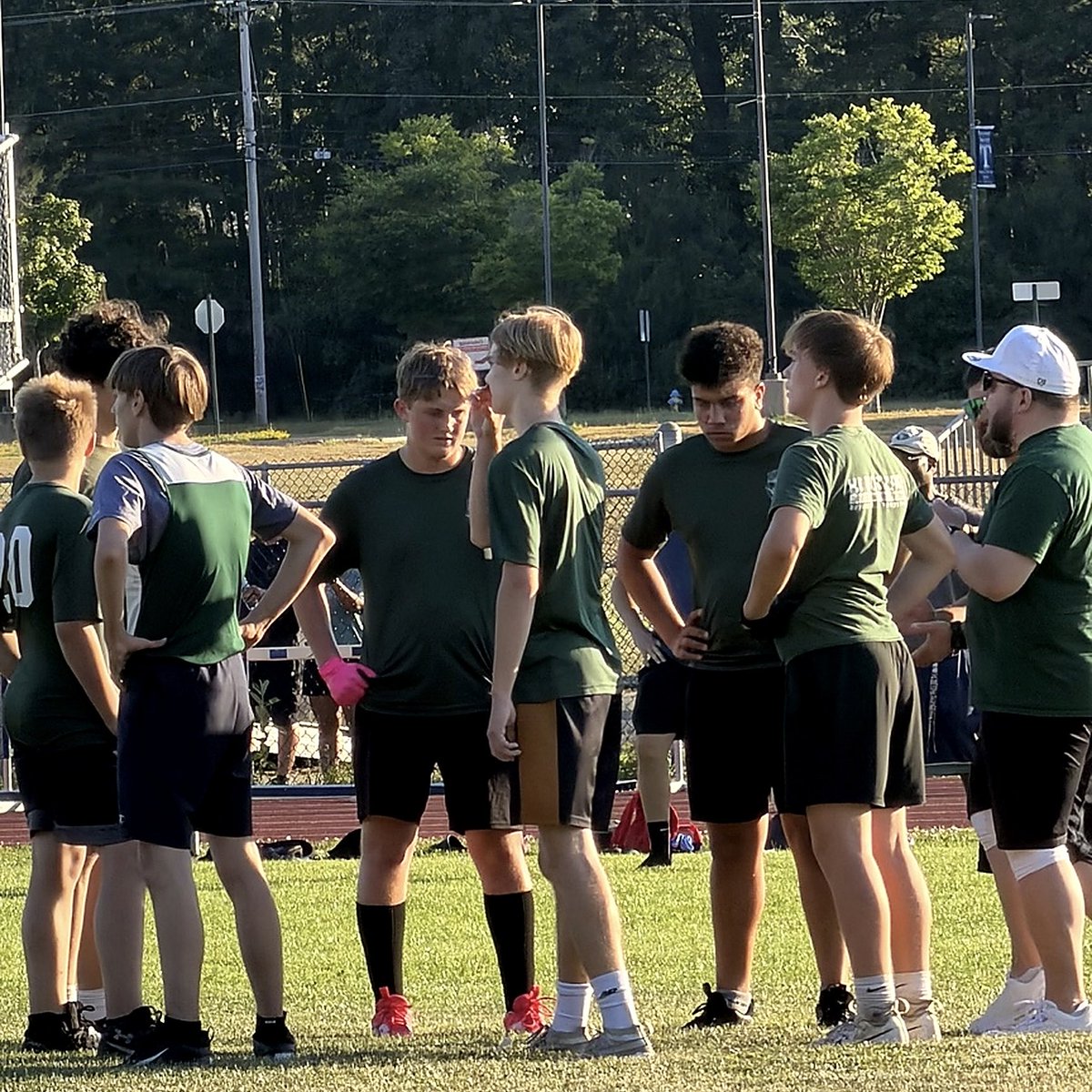 fridaynitewife's tweet photo. @CoachParker23 and the @RaymondRamsFB defense at 7v7! https://t.co/EoaZTDPR2E
