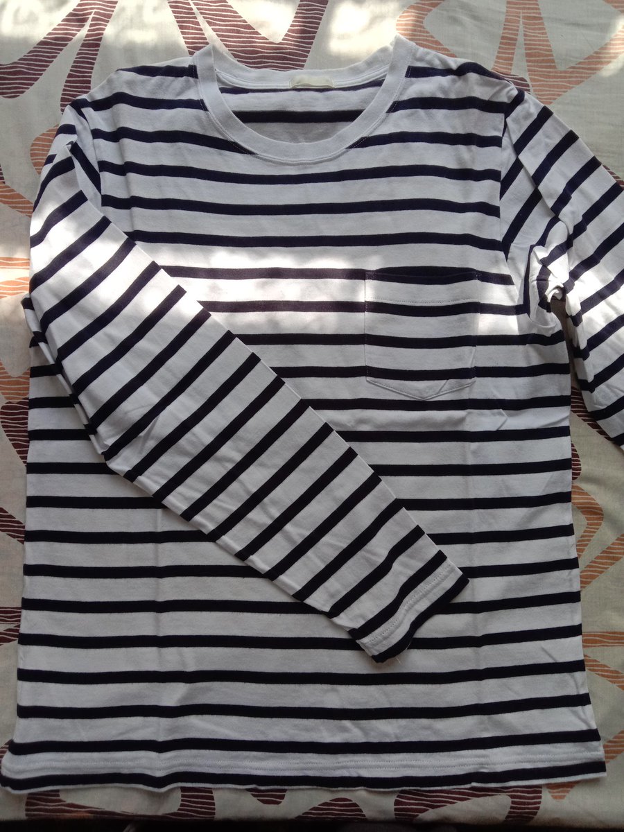 intannattt's tweet photo. @cfdgame preloved!
kaos stripes navy cream
lingkar dada 80-82
panjang baju 58-60
panjang lengan 60
100% cotton
harga: 35.000

kaos stripes navy white
lingkar dada 100
panjang baju 65
panjang lengan 60
100% cotton
harga: 30.000

FLO COLLARLESS SHIRT black
ld 95
pj 60
pl 55
Harga: 30.000 https://t.co/3icR0KYjgD