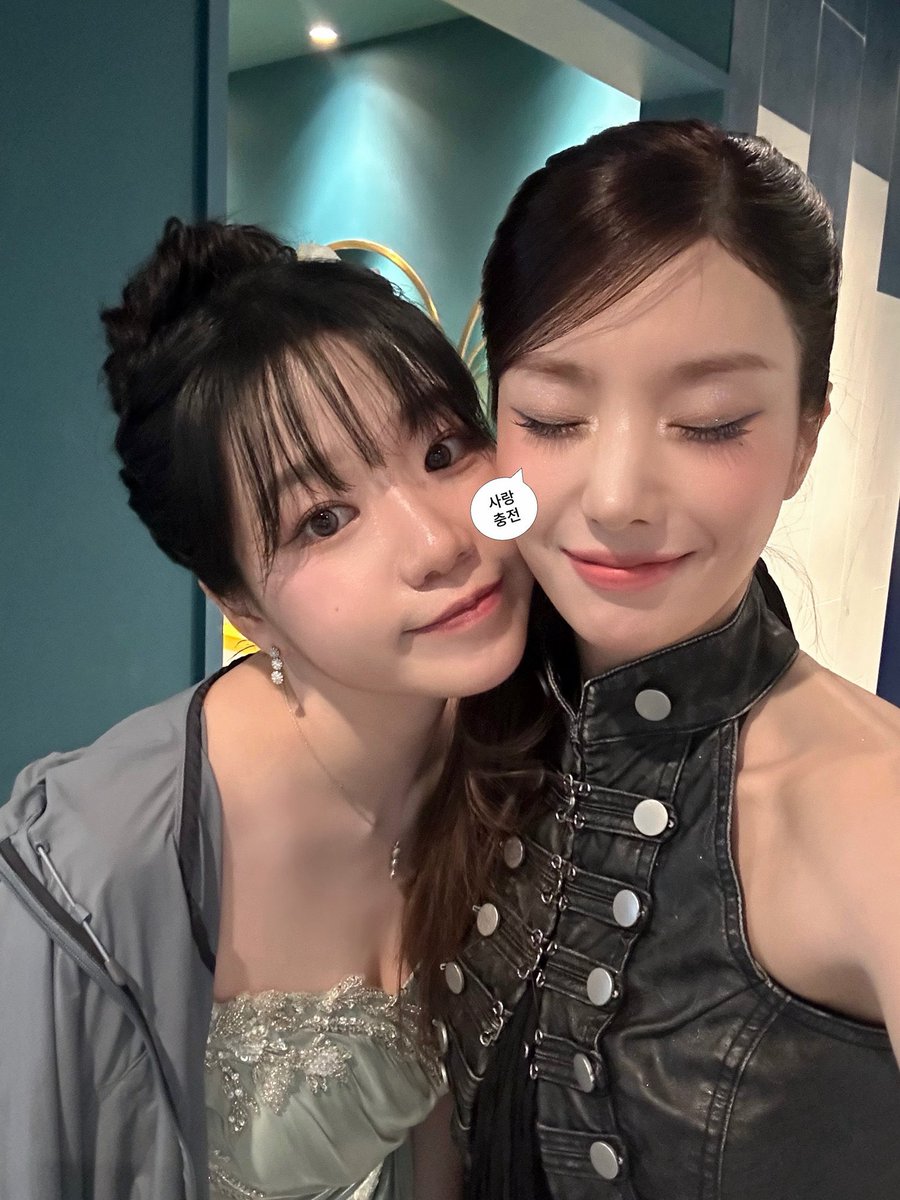 yull_520_'s tweet photo. 권은비 인스타 #조유리 🐶 https://t.co/sfpzrL2Wkc