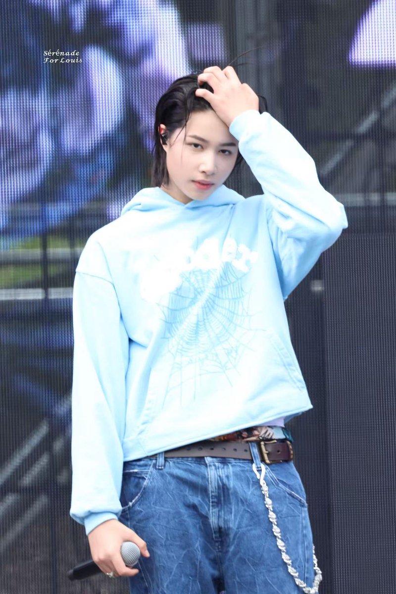 serenade_51's tweet photo. 260621 RAPBEAT

#LNGSHOT #롱샷 #LOUIS #루이 https://t.co/uYPPLjbKST