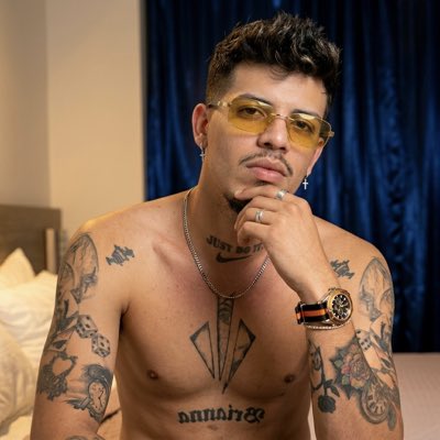 the_kane_'s tweet photo. #NuevaFotoDePerfil https://t.co/EAcqKB6IWH