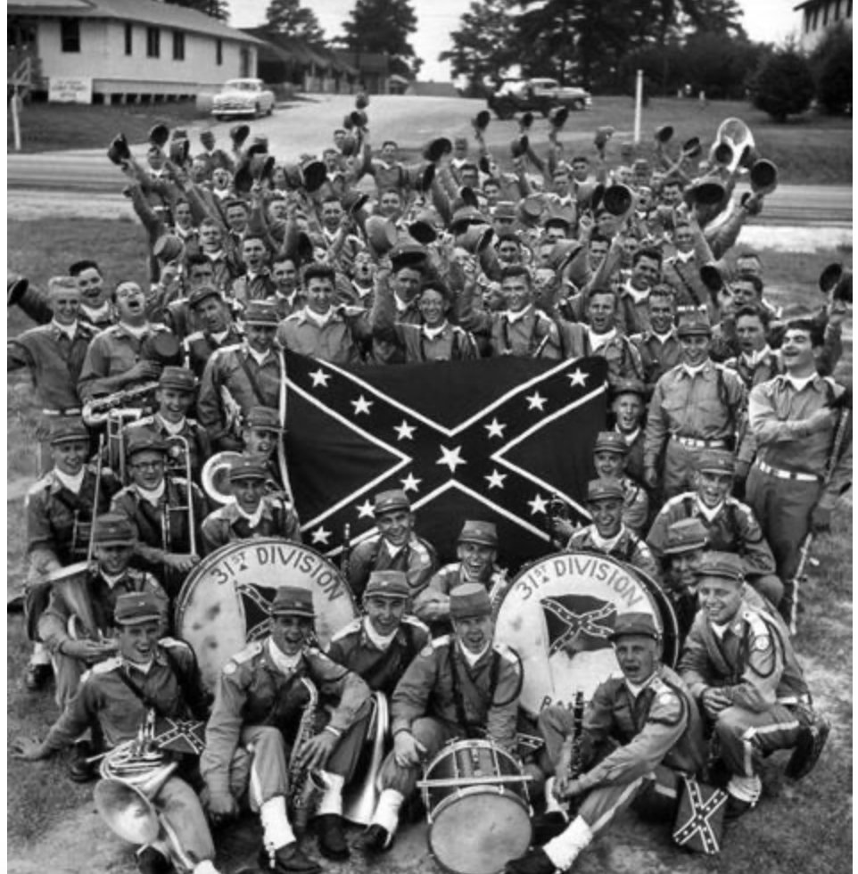 WanjiruNjoya's tweet photo. 1950s, Dixie Division Band https://t.co/1mSua2DeCs