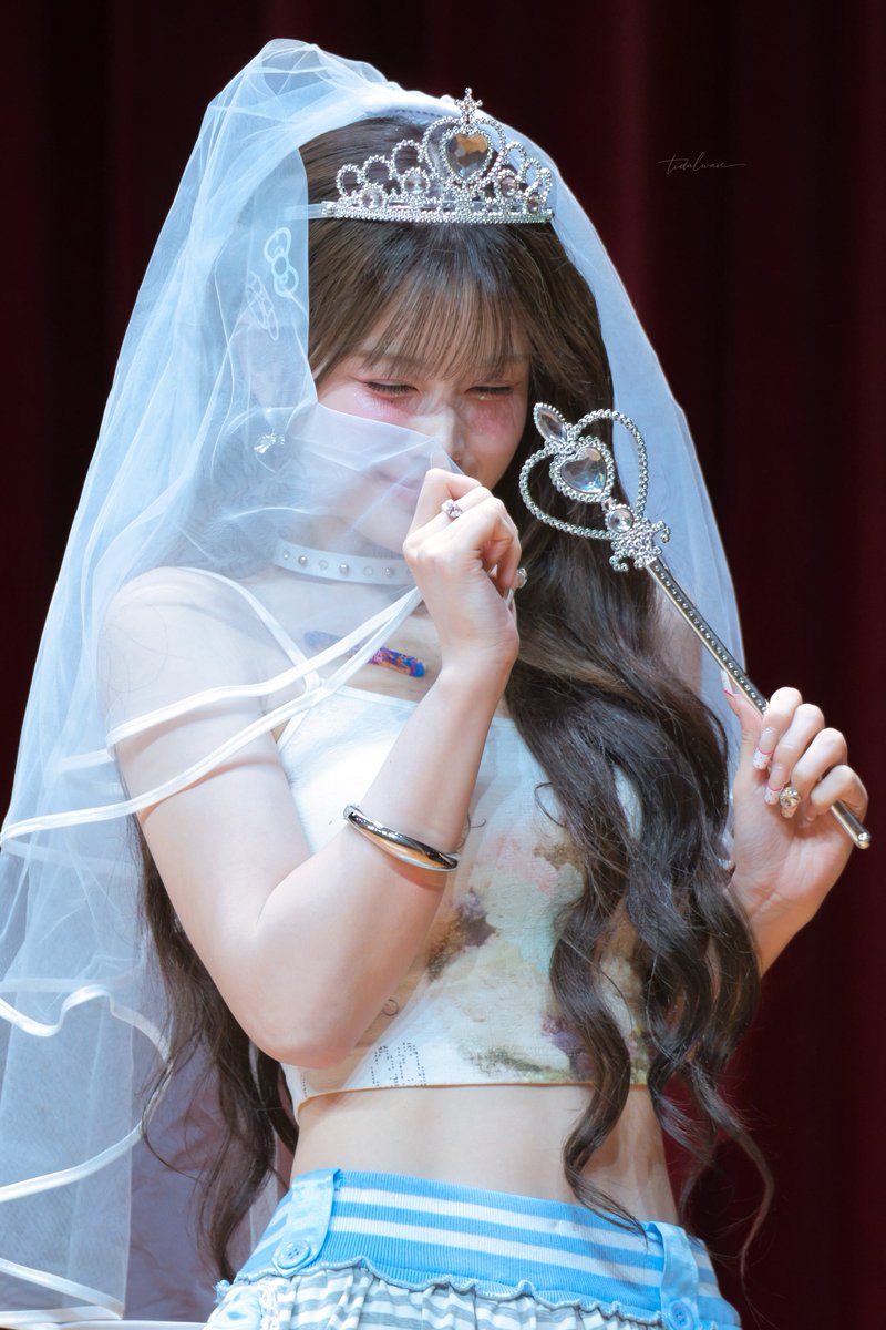 tdwjpeg's tweet photo. 260612 👰🪄

mahou shoujo bride Mayu 💫

#tripleS #mayu #마유 #髙麗真友
#트리플에스 #トリプルS https://t.co/cgKi3I1NMe