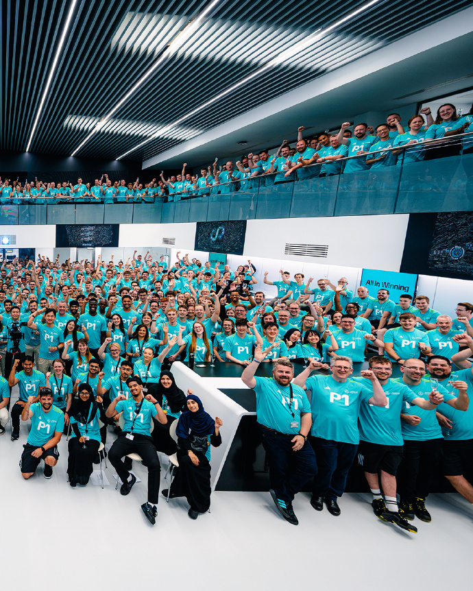 KiplingCar2784's tweet photo. Teamwork makes the dream work! This afternoon we smashed our project milestone together, high-fives all around https://t.co/kVMlM0I7Gb