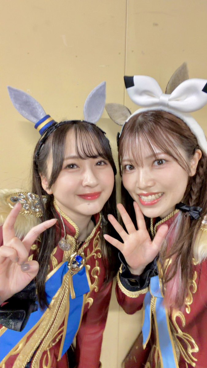 kaori_staff_'s tweet photo. オグリキャップ役 高柳知葉ちゃん💙
カレンブーケドール役 小田杏樹ちゃん🩶
カジノドライブ役 愛美ちゃん🩵

夏織

#ウマ娘7th東京D1 #ウマ娘 https://t.co/Kj71h2XffU