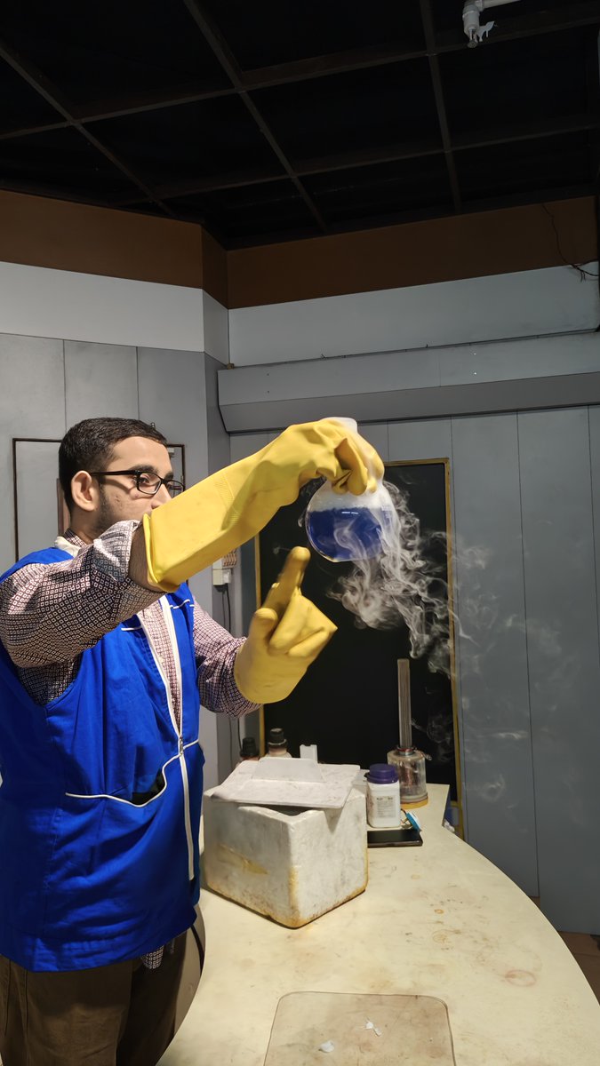 ScienceCityKol's tweet photo. 🌈🧪 Science comes alive with colours at @ScienceCityKol, a unit of @ncsmgoi, @MinOfCultureGoI!

Fascinating experiments and vibrant reactions inspire curiosity and make learning science a fun experience. 🔬✨
#ScienceCityKolkata #ScienceExperiments #STEMLearning https://t.co/WjRzD1tg2f