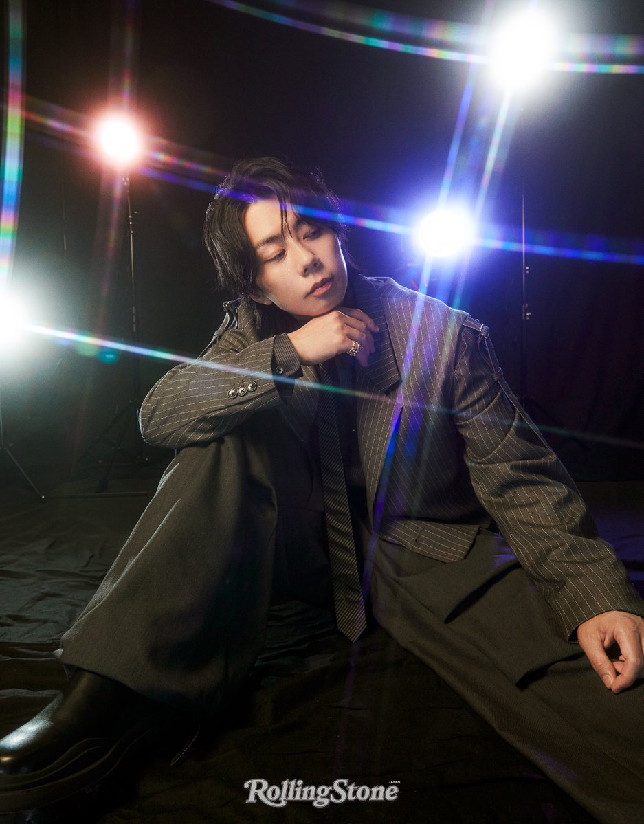 rollingstonejp's tweet photo. 【𝐇𝐈𝐑𝐎𝐌𝐈𝐓𝐒𝐔 𝐊𝐈𝐓𝐀𝐘𝐀𝐌𝐀】
北山宏光、3rdアルバム『ULTRActi:on』を語るインタビューが実現🎤✨
撮り下ろし6ページ掲載　ソロ3作目、共感を広げる新章のすべて📖

6月25日発売の本誌にて！
https://t.co/xWuSMIDMIj

@k_hiro_mitsu917 @RedOn_official https://t.co/B9pTErkiEd
