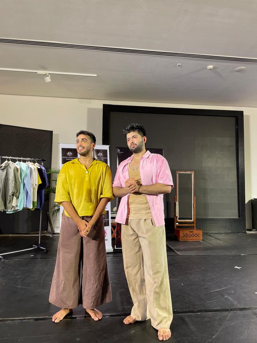 AusCGKolkata's tweet photo. Congratulations to Prantakatha & choreographer Jainil Mehta for an emotive dance performance on Friday. 🇦🇺’s Consulate-General is proud to support this🏳️🌈Pride Month event & also Prantakatha’s initiative to build legal literacy among the local LGBTQIA+ community
#DirectAidProgram https://t.co/bQ8o9jYknj