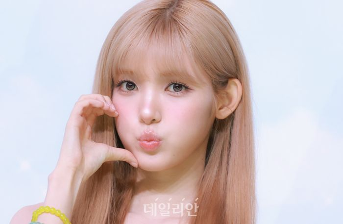 H2H_INA's tweet photo. 260222 Lemon Tang Comeback Media Showcase - #YUHA

#Hearts2Hearts #하츠투하츠 #H2H
@Hearts2Hearts https://t.co/e2dA2dvIv7