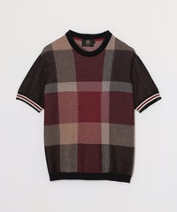 blacklabelcb's tweet photo. ブランド設立10周年を記念したアイコニックな限定アイテム！
アイコンであるクレストブリッジチェック柄を配した限定コレクション。フロントがチェック、バックがユニオンジャックと前後で柄が異なるニットは今しか手に入らない限定アイテム。
https://t.co/Vzy7DTAYvb https://t.co/zewlGSy78i