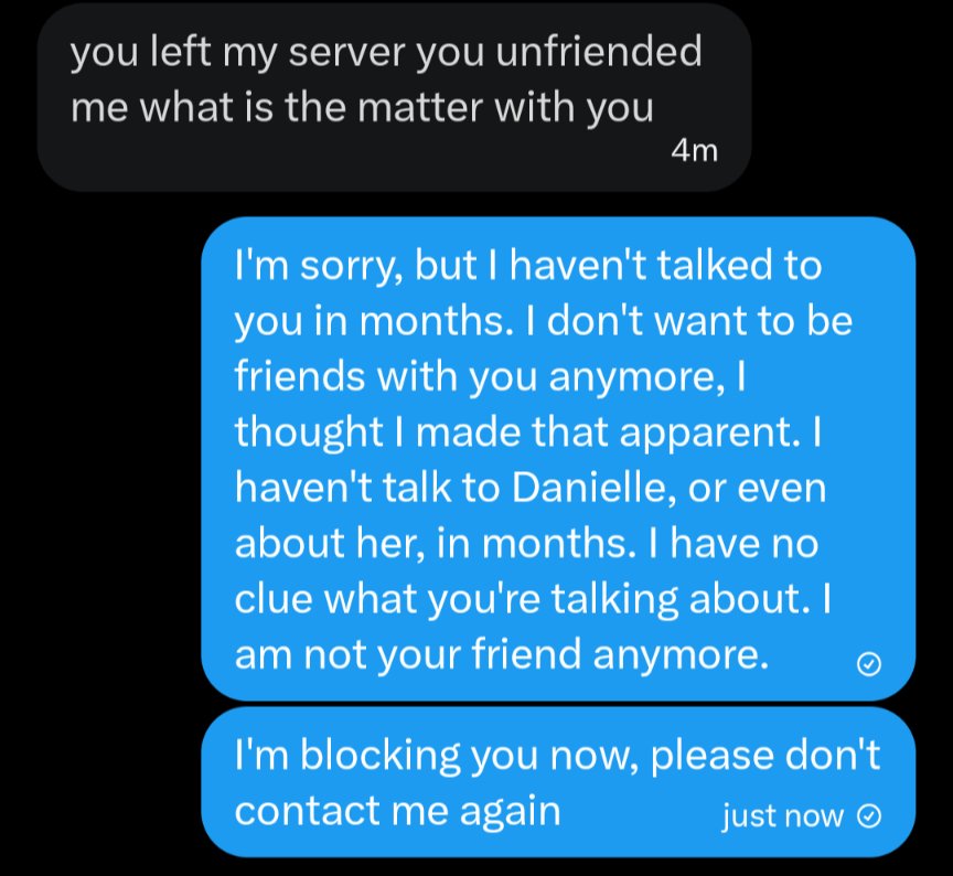 shameless_lynx's tweet photo. For all my buddies who know me from the Pugly server or bluey community, just know I'm cutting any ties with Action General/Go, who's current tag is @/Apollo_Wackadoo. If he ever says anything about me, just know it's definitely not true, I haven't talked to him in months https://t.co/X6Pi2YIVsQ