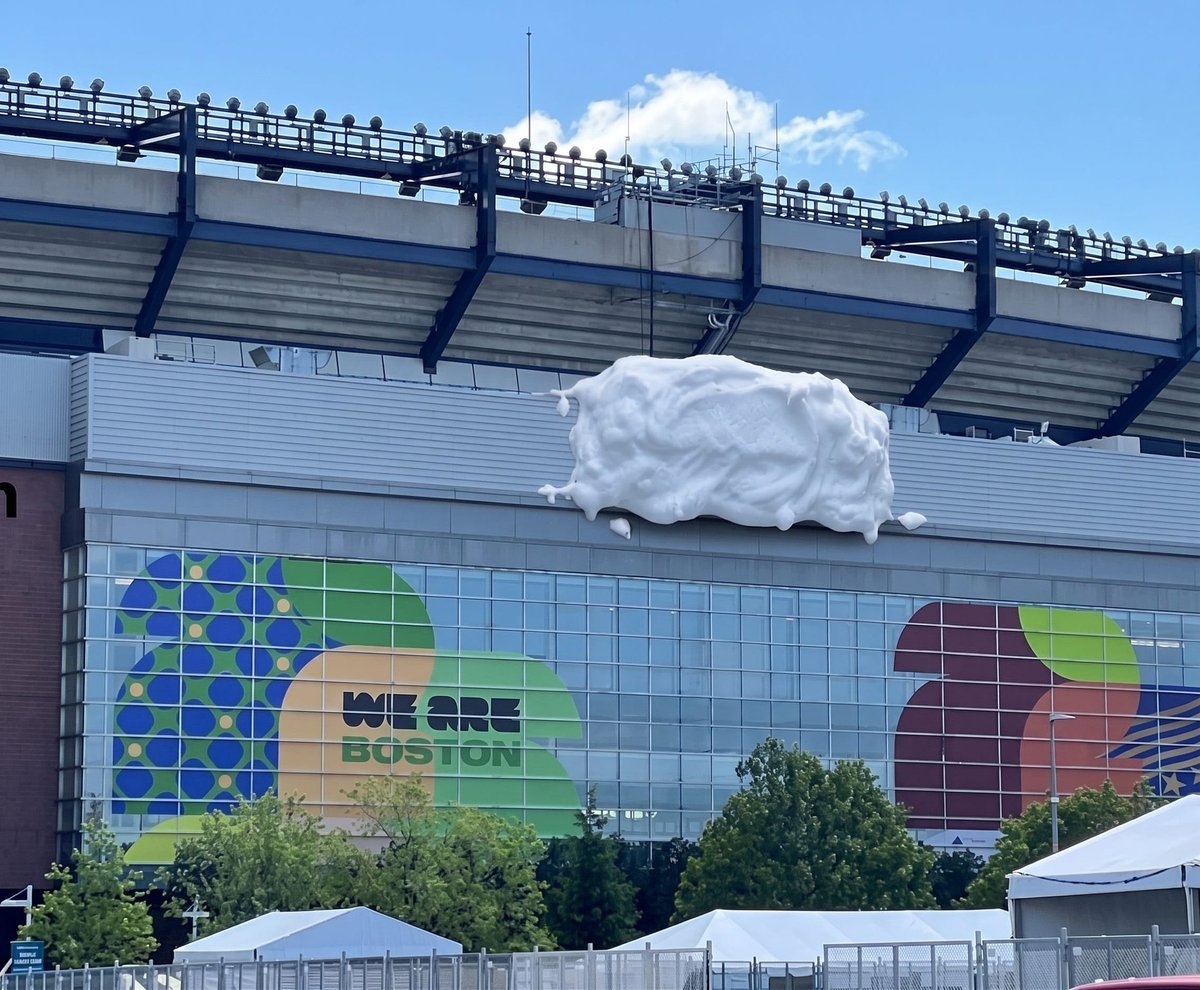 patinegrete's tweet photo. @MathiasChu Gillette en el Gillette Stadium (valga la redundancia) tambien. https://t.co/iTp9Y1IAgt