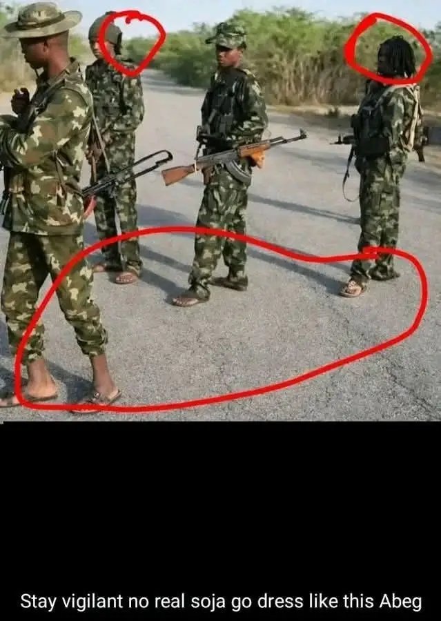 BasseyInishalex's tweet photo. This peoples are the military 🪖 of Nigeria or imper military 🪖 under duty with surpass on their foot https://t.co/3rk5w9g69O