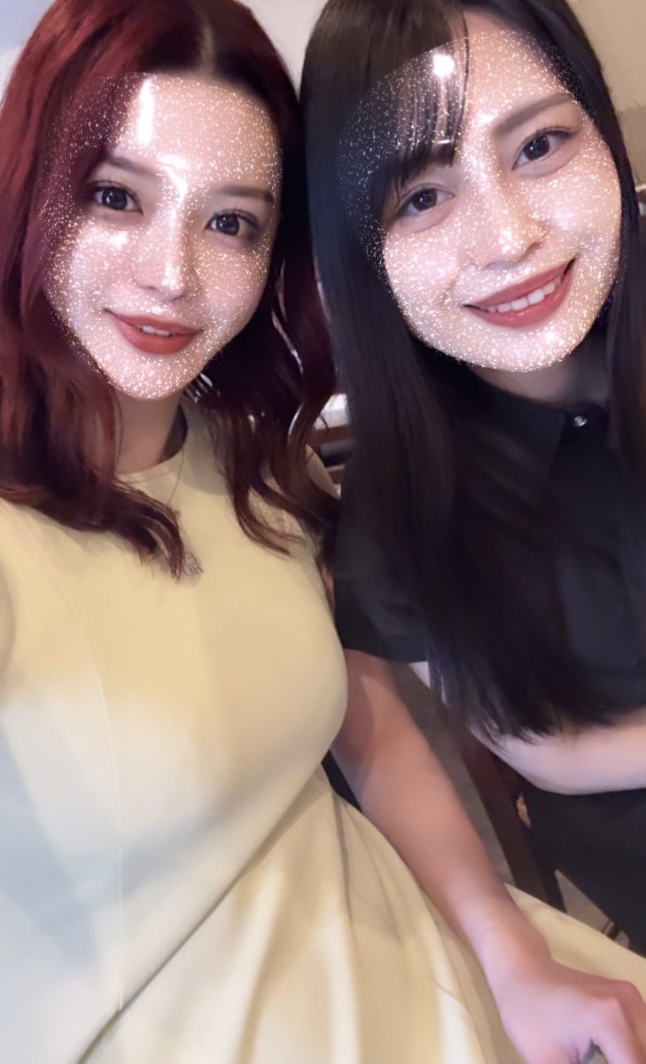 sweetswhip's tweet photo. 昨日は幼馴染と💋
W杯も観て、お祝いしてくれました🥂
そろそろ君ぐらい幸せになってるところは見たいものだ🧐
特に焦ってもないだろうけど、互いにいい歳になってきたぜ(￣▽￣)💦笑 https://t.co/0dMzur8Ley