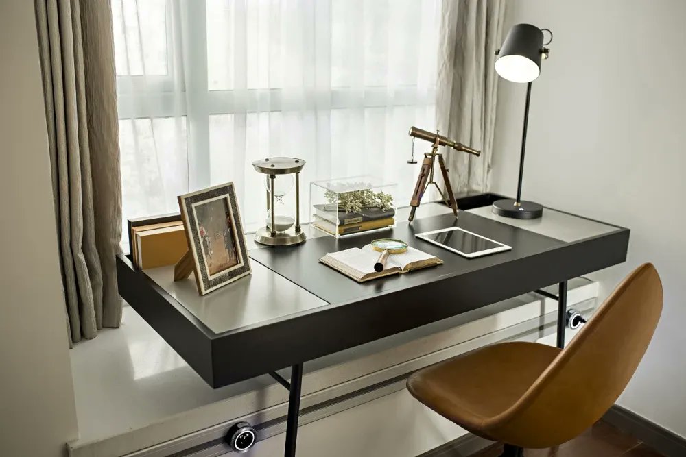 Aleksej67803013's tweet photo. Transform your workspace in 5 mins: dim LED lamp, stackable organizers, and a small potted succulent for focus + calm. #DeskGoals #WorkFromHome， https://t.co/wkVaFd0BJ8