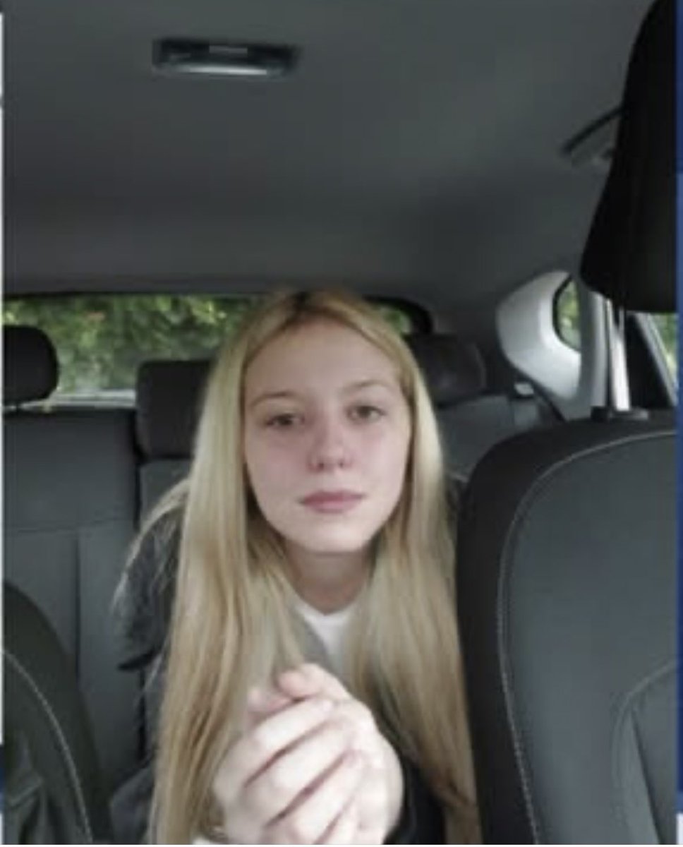 UK_Dispatch_'s tweet photo. MISSING CHILD ALERT 🚨 | 

Have you seen Holly?
Holly is aged 15, currently missing from #Bradford.
 
She is described as fair skinned, shoulder length brown hair with blonde highlights and slim build. She is wearing a pink top, Pink shorts & a black coat.

If you have any information, or any sightings, please call 101 quoting log 2167 of Friday 19th June.

PLEASE SHARE AND CONTACT POLICE IF YOU KNOW HERE WHEREABOUTS!