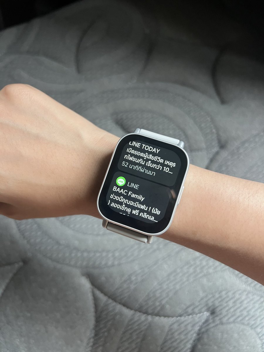 LokPi54842's tweet photo. Smartwatch หนึ่งแบงค์เทามีทอน แจ้งเตือนแบบเรียลไทม์ โทรออก-รับสายได้ โปรแกรมออกกำลังกายมากกว่า 140 โปรแกรม สายวิ่ง สายออกกำลังกาย แนะนำเลย คุ้มสุด ๆ 📌💕

🧺https://t.co/D2ZelpkStt

#smartwatch #redmi #xiaomi #นาฬิกา #นาฬิกาข้อมือ #ShopeeMall #Bestseller #ป้ายยาแอพส้ม #ส่งฟรี https://t.co/shWDOHiWfI