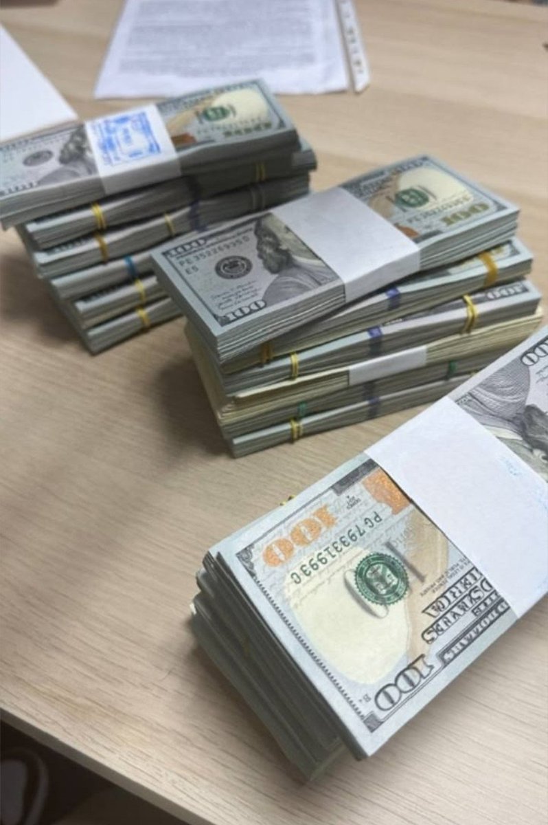 Nomiii49's tweet photo. I pray the weekend ends with you making money.. alot of it...🎉 https://t.co/Sg6NmPmuZd