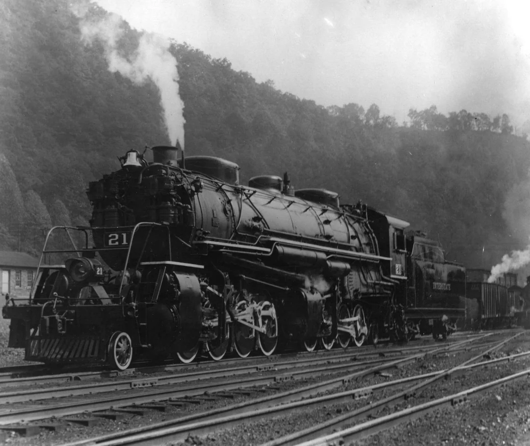 HTanker1945's tweet photo. @RailroadRaccoon Since the Altas 2-8-8-2s are the closest i can get to Interstate #20 and #21. https://t.co/GPutCFWMfh