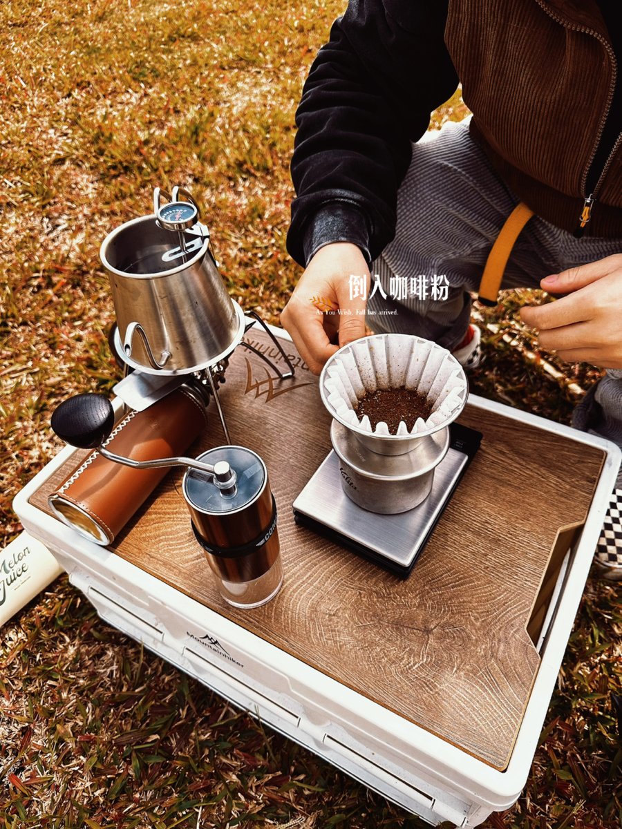 rorrch's tweet photo. Just tried a game-changing portable coffee brewer that brews perfect espresso in 60 seconds on my morning hike—no bulky gear, just pure joy in a tiny pack!  #NewExperience https://t.co/cE1IQT8pqC