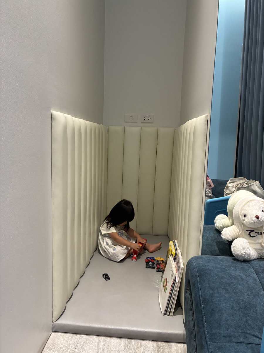 fummysg's tweet photo. Bibiクリニックで脱毛してる！とってもきれいでスタッフさんが優しくて良い。すごいのが子連れOKなところ。施術中受付で見ておいてくれます。今日は娘のぐずりがすごかったけど終わったら寝かしつけてくれていた😭✨申し訳ない&amp;感謝😭おすすめします！💕 https://t.co/XB7smOTEKa