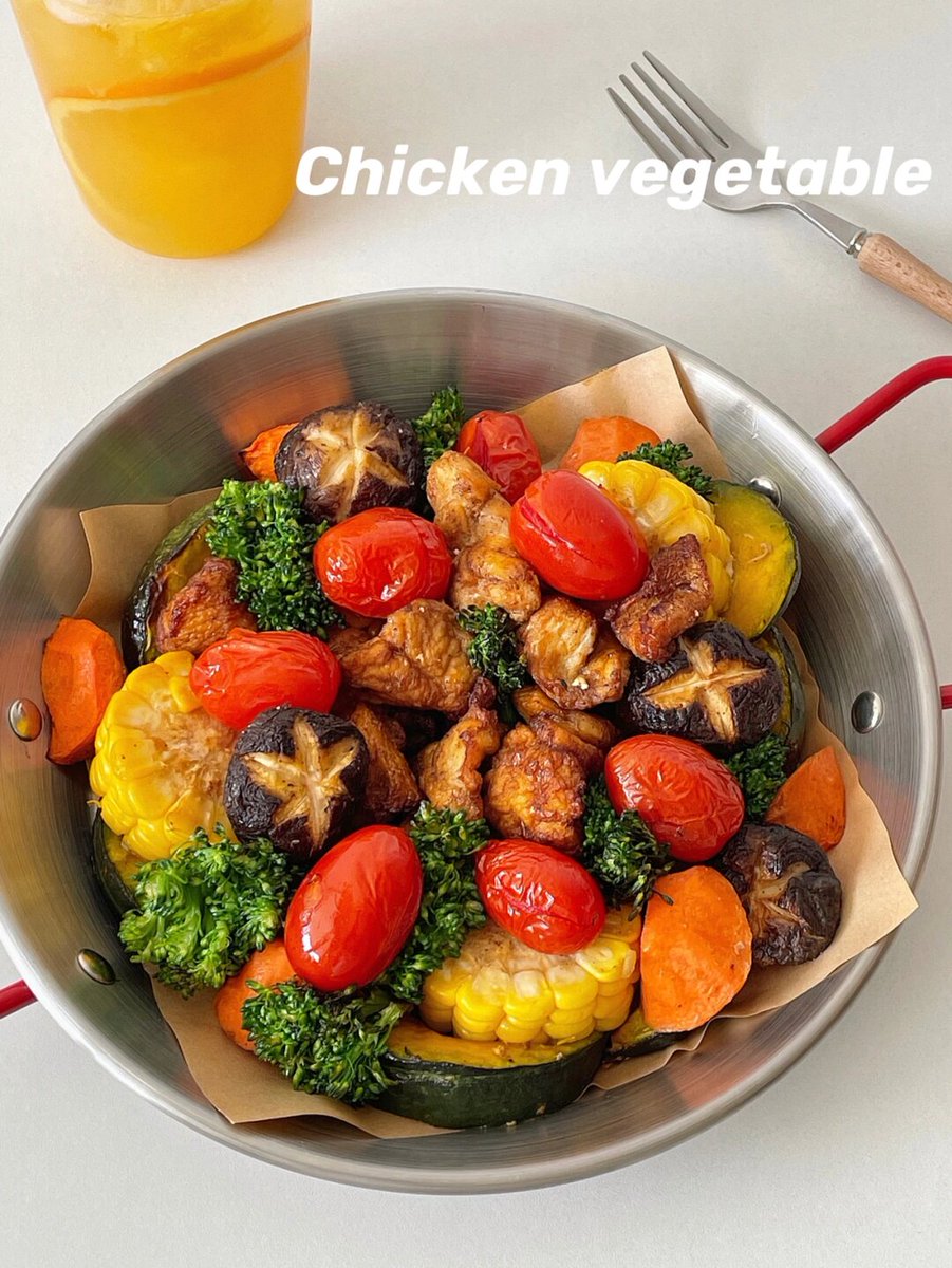 ucYOcE9R3IiudhS's tweet photo. Quick u0026 tasty fat-loss meal idea! Grilled chicken breast + roasted broccoli + quinoa. Lean protein, fiber u0026 complex carbs to keep you full, no crash!  #FatLossMeal #HealthyEating https://t.co/hwd6NNOnXu