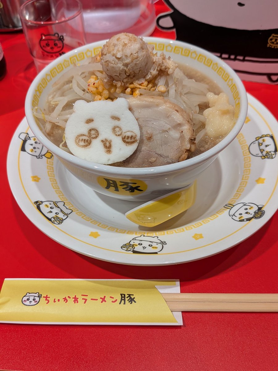 ikamesi8686's tweet photo. 初ラーメン豚 https://t.co/VAbHmdZES6