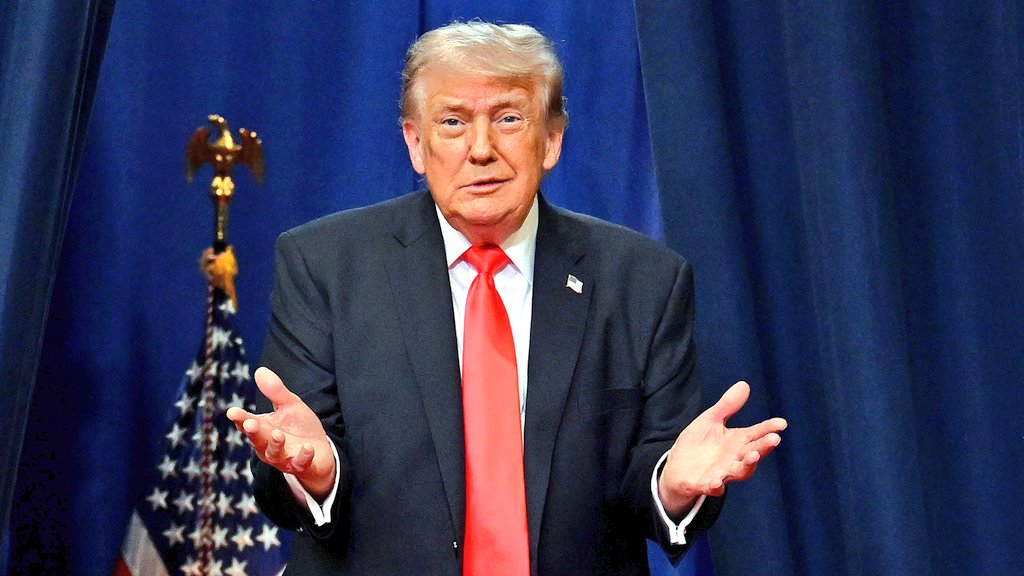 TStandfield1789's tweet photo. So Trump reckons Starmer failed on immigration and North Sea oil.
Net immigration projected to be zero by Christmas.
North Sea oil was privatised by the Tory Party and is sold on the world market.
Rex Tillerson was right.
Trump is a "fucking moron".
@POTUS @SecRubio @VP @SecWar https://t.co/JqE60FmTQb