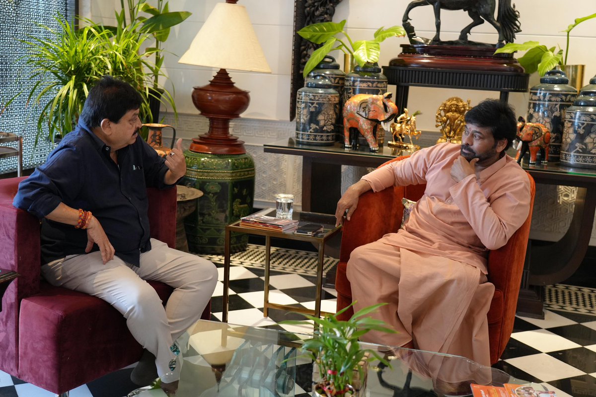 N_RamchanderRao's tweet photo. On the completion of 12 years of Vikas, Vishwas and Jan Kalyan under the leadership of Hon’ble Prime Minister Shri @narendramodi ji, I met Megastar and Padma Vibhushan awardee Shri @KChiruTweets garu today at his residence in Hyderabad.

Presented him a booklet highlighting the key achievements and milestones of the Modi Government over the last 12 years.

We also had an enriching discussion on films and nation-building.

Modi ji’s Seva Kaal will be written in golden letters in India’s history.

Telangana State BJP General Secretary @TVG_BJP garu, Secretaries @bharathp7 garu and @vjbandarubjp garu also participated in the meeting.