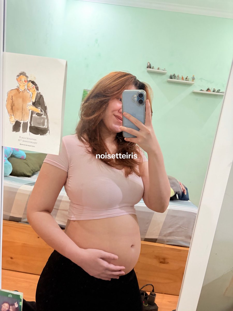 noisetteiris's tweet photo. The bump is getting bigger🥹🎀 https://t.co/rEDOdQO0iC