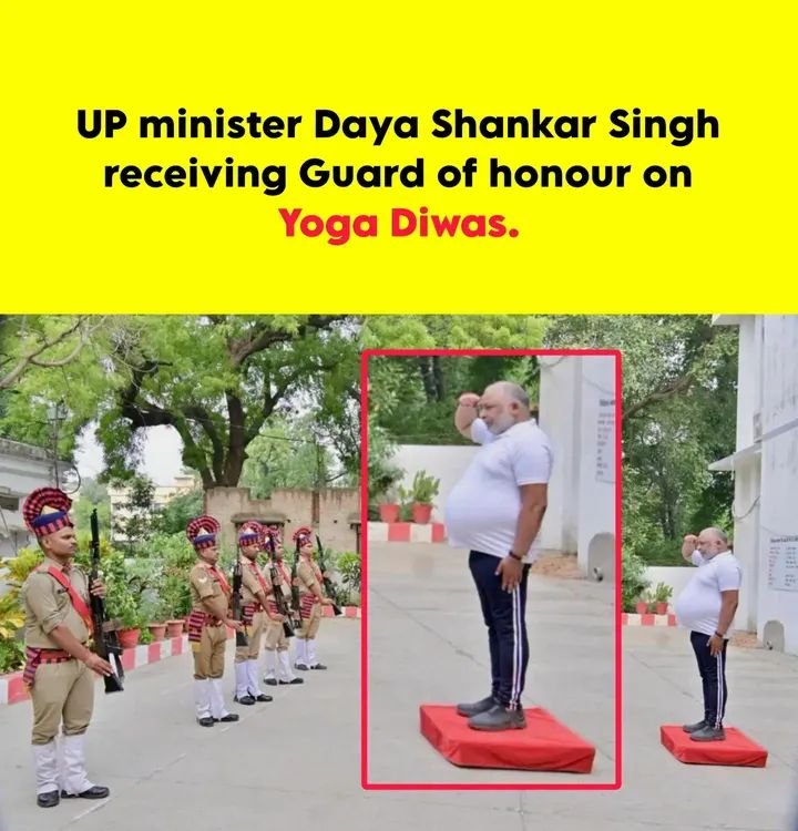 PMRATHI11's tweet photo. @myogiadityanath साहब  विश्वयोग दिवस पर जरा  शरीर से चुस्त तंदरुस्त है ना चाहिए था, आम जनता मे क्या संदेश जा रहा है
ये वायरल फोटोसब कुछ बयान कर रही है https://t.co/HQqrFb3n0l