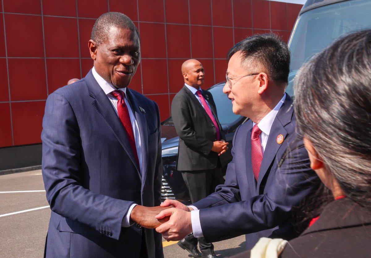 GoZa_TV_'s tweet photo. Deputy President Paul Mashatile delivered a keynote address at the 4th China International Supply Chain Expo in Beijing, highlighting South Africa’s commitment to strengthening global trade partnerships and expanding exports to the Chinese market 🇿🇦🇨🇳
 #SAChinaRelations #gozatv https://t.co/i3oHQyAIX4