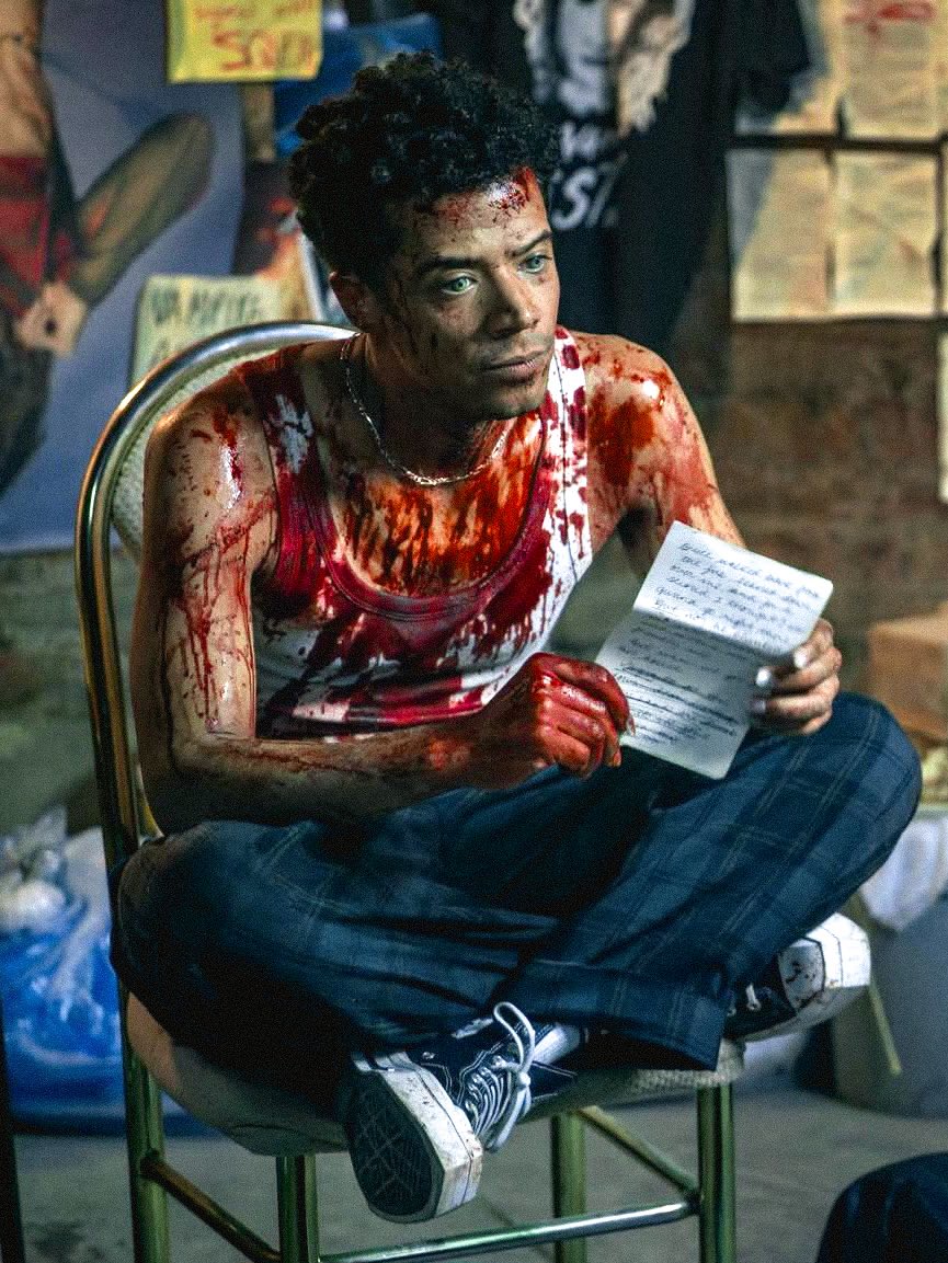 velvetlestat's tweet photo. louis wearing converse and covered in blood is the closest to seeing god i will ever get https://t.co/i5HoIyQ4P2