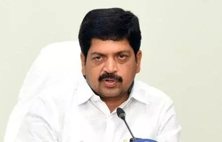 srividh16's tweet photo. Andhra Pradesh is targeting ₹20,000 crore in investments for the rare earth and critical minerals processing sector, says AP Excise Minister Kollu Ravindra.
The Jonnagiri Gold Project, with 13 tonnes of confirmed gold reserves, is also set to begin commercial production soon. https://t.co/FHfn0TqgEC