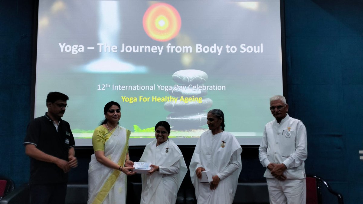 PC_SciencePark's tweet photo. 𝑷𝑪 𝑺𝒄𝒊𝒆𝒏𝒄𝒆 𝑷𝒂𝒓𝒌 successfully celebrated the 𝑰𝒏𝒕𝒆𝒓𝒏𝒂𝒕𝒊𝒐𝒏𝒂𝒍 𝑫𝒂𝒚 𝒐𝒇 𝒀𝒐𝒈𝒂 26 𝒐𝒏 20𝒕𝒉 &amp; 21𝒔𝒕 𝑱𝒖𝒏𝒆 2026, bringing together people of all age groups for two inspiring days filled with 𝒘𝒆𝒍𝒍𝒏𝒆𝒔𝒔, 𝒔𝒄𝒊𝒆𝒏𝒄𝒆, 𝒄𝒓𝒆𝒂𝒕𝒊𝒗𝒊𝒕𝒚. https://t.co/YsT67EOSJG