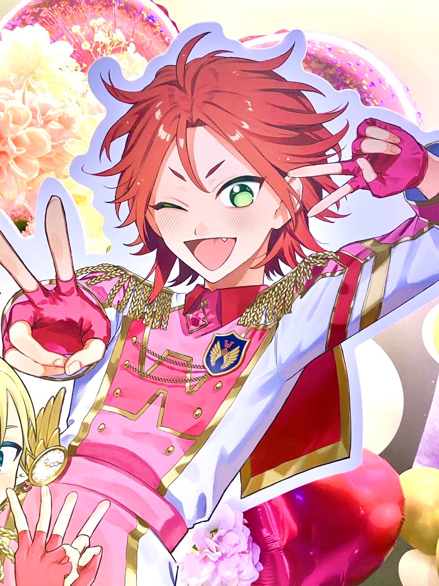 WITH_flower_st's tweet photo. 印刷はプリオ様にお願いしました。
いつもありがとうございます！

かわいいフラスタに仕上げてくださったF2O様ありがとうございます🌷

アーカイブでもライブを楽しみましょう〜❤️💙💜 https://t.co/2zIQjqTML0