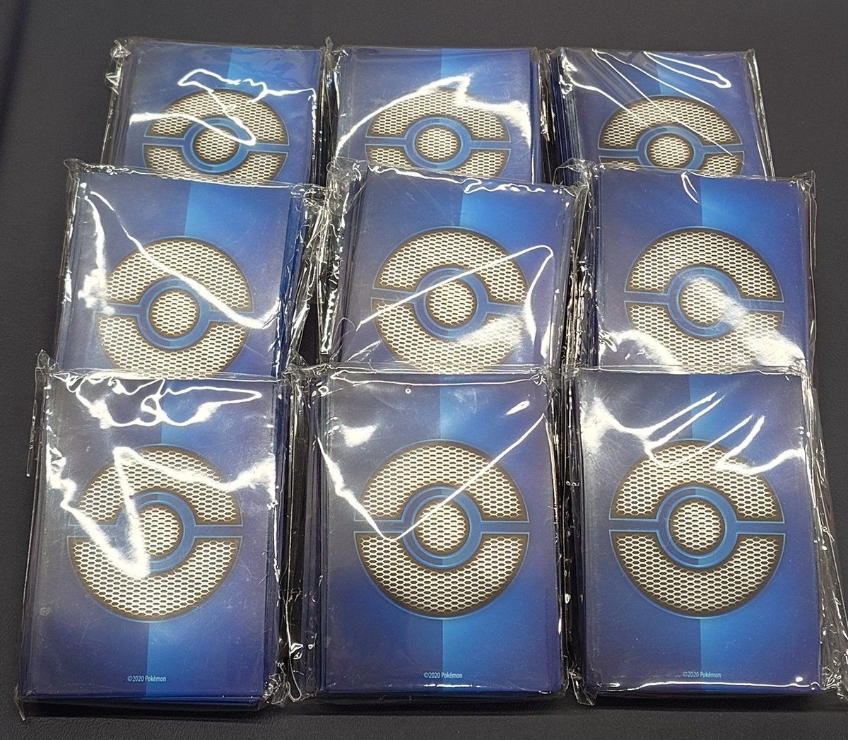 ?販売情報? ポケモンカード ?海外版 モンスターボール柄デッキ 