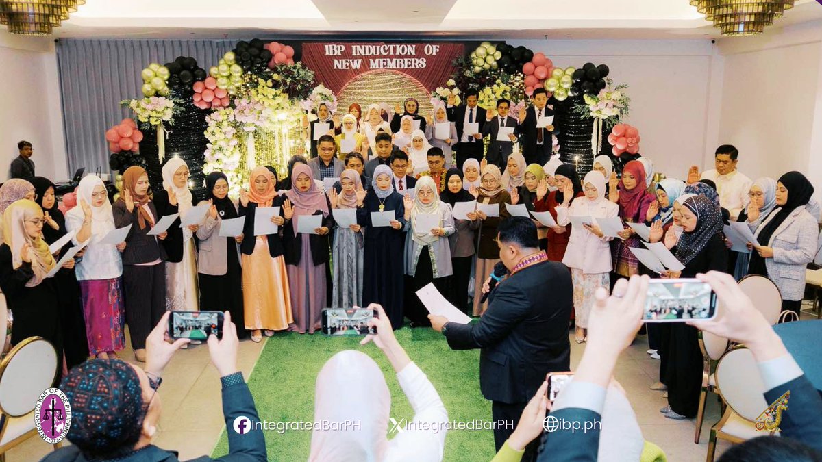 IntegratedBarPH's tweet photo. IBP National President Atty. Allan G. Panolong reminded the new lawyers of IBP Lanao del Sur to uphold integrity, discipline, and service, emphasizing that the title of “lawyer” is both an honor and a lifelong duty. https://t.co/OqEHpkDlfB