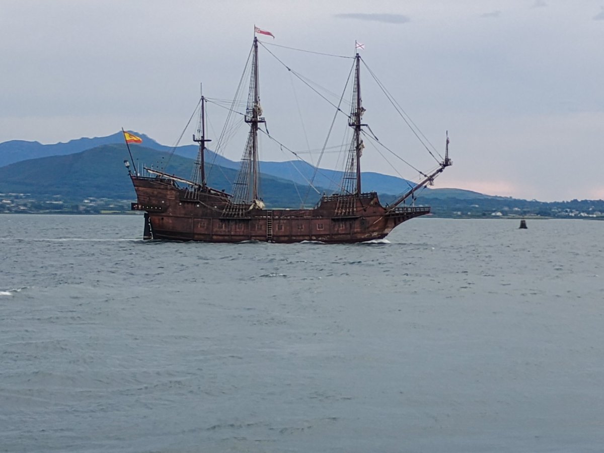 PhilMurphy01's tweet photo. Galeon Andelucia leaving Carlingford Lough this morning https://t.co/9IobXSyzee