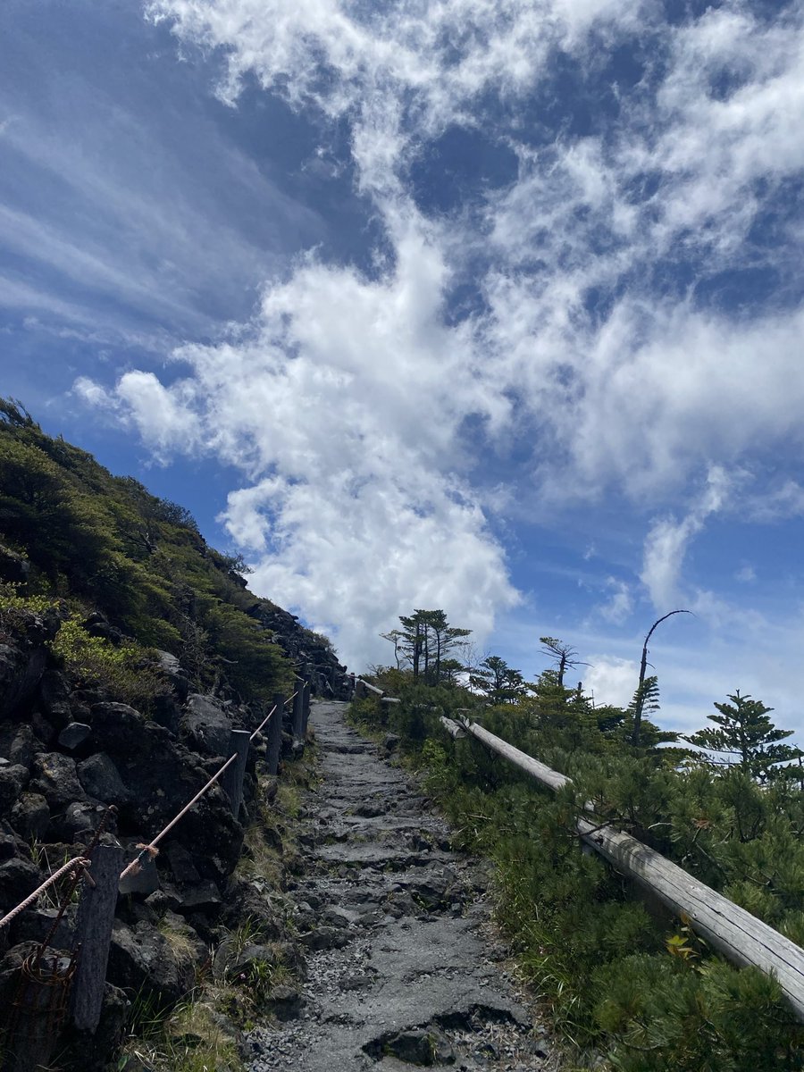 cassiandayo's tweet photo. 先週の北横は良い天気だった https://t.co/WLfh1AXeOy