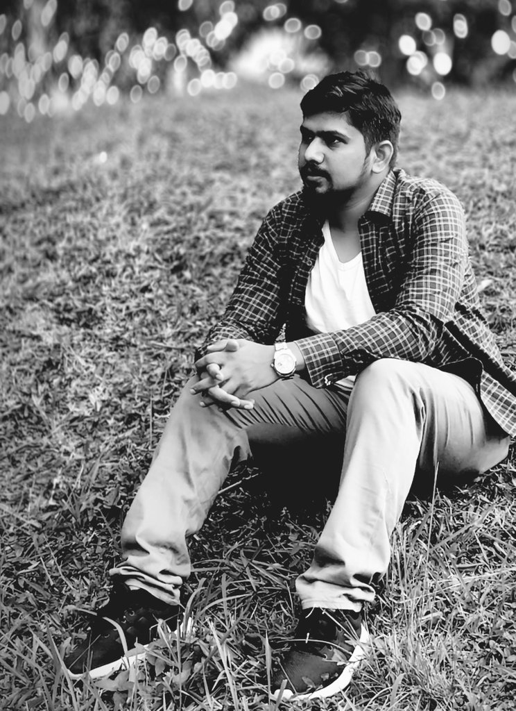 ranasweet50's tweet photo. زندگی سے ضد کرنا چھوڑ دو کچھ صلے اس جہاں کے لیے نہیں ہوتے۔ https://t.co/bpcMeWh8Sn
