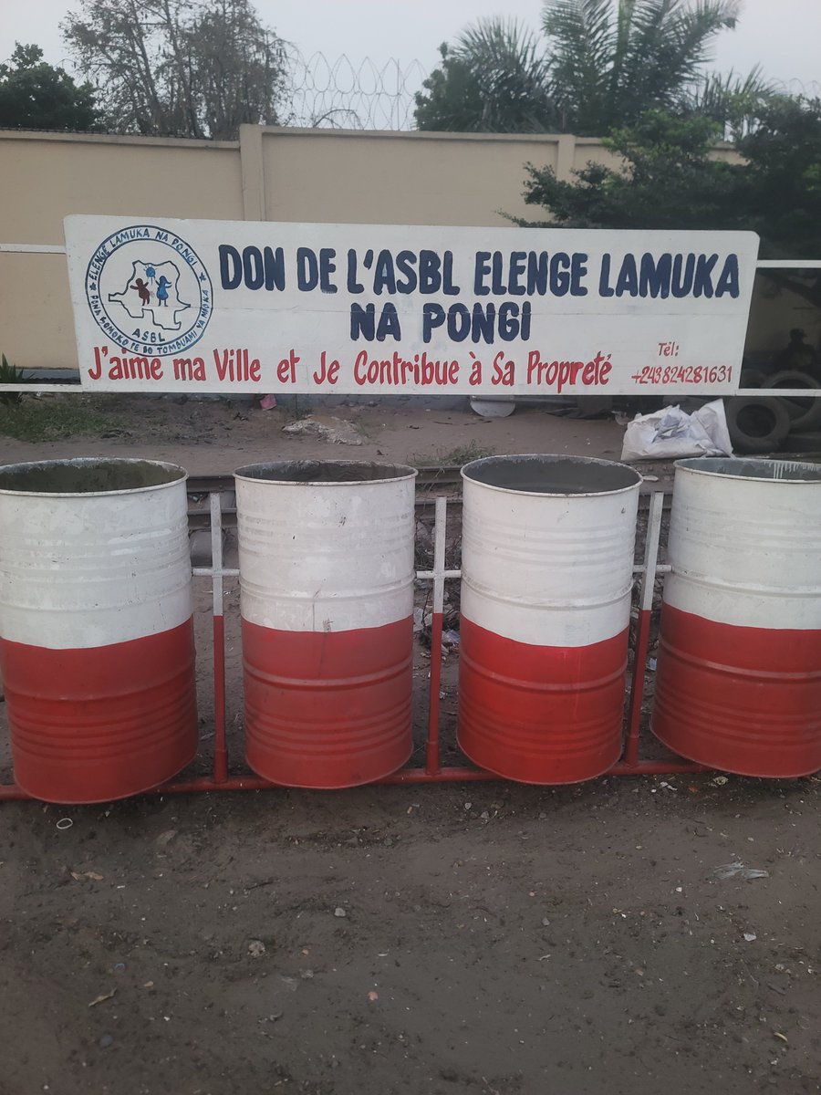 fiston_mut59334's tweet photo. Une fois de plus, nous avons procédé à l'évacuation des déchets des poubelles de Kitambo Magasin. 

Malgré le manque de moyens et les nombreuses difficultés, nous restons engagés au service de la République.

Notre patriotisme ne se limite pas aux discours : il se traduit par des actions concrètes en faveur de l'assainissement de notre environnement et du bien-être de la population. 

Chaque geste compte pour rendre notre commune plus propre et plus agréable à vivre.

Nous continuerons à servir avec détermination, dans l'intérêt général, en espérant que davantage de citoyens et de partenaires se joindront à cet élan. 

Ensemble, nous pouvons bâtir un Congo plus propre, plus responsable et plus solidaire.

@TinaSalama2 @DeniseNyakeru @fatshi13_ @FelixUdps @Fatshi13_pro5 @christinatshis @PatrickMuyaya @Presidence_RDC @PrimatureRDC @DjeeffFiki59889 @BobElessa @OlivierChekinah @Shako_Beatrice2 @AugustinKabuyaT @kazadi_peter @petertiani007 @TutuNational @SuminwaJudith @GraceKutino @LikundeR @HonoreMvula1 @FifiMasukaSaini @PatrickMuyaya @rkitsita @SaintEm01290807 @radiookapi @TopCongo @FondationLONA_ @MuadiLaeticia @PatrickLokala_ @BenitaNtumba @aminata_kasa @LihauEbua @daniel_bumba_01 @nntumbab1 @FrancoisMuamba @central_sage @chauffeur243 @fannytshhis @BojiAime @mbuyi_don @leParrainRDC @KalonjiAuguy3