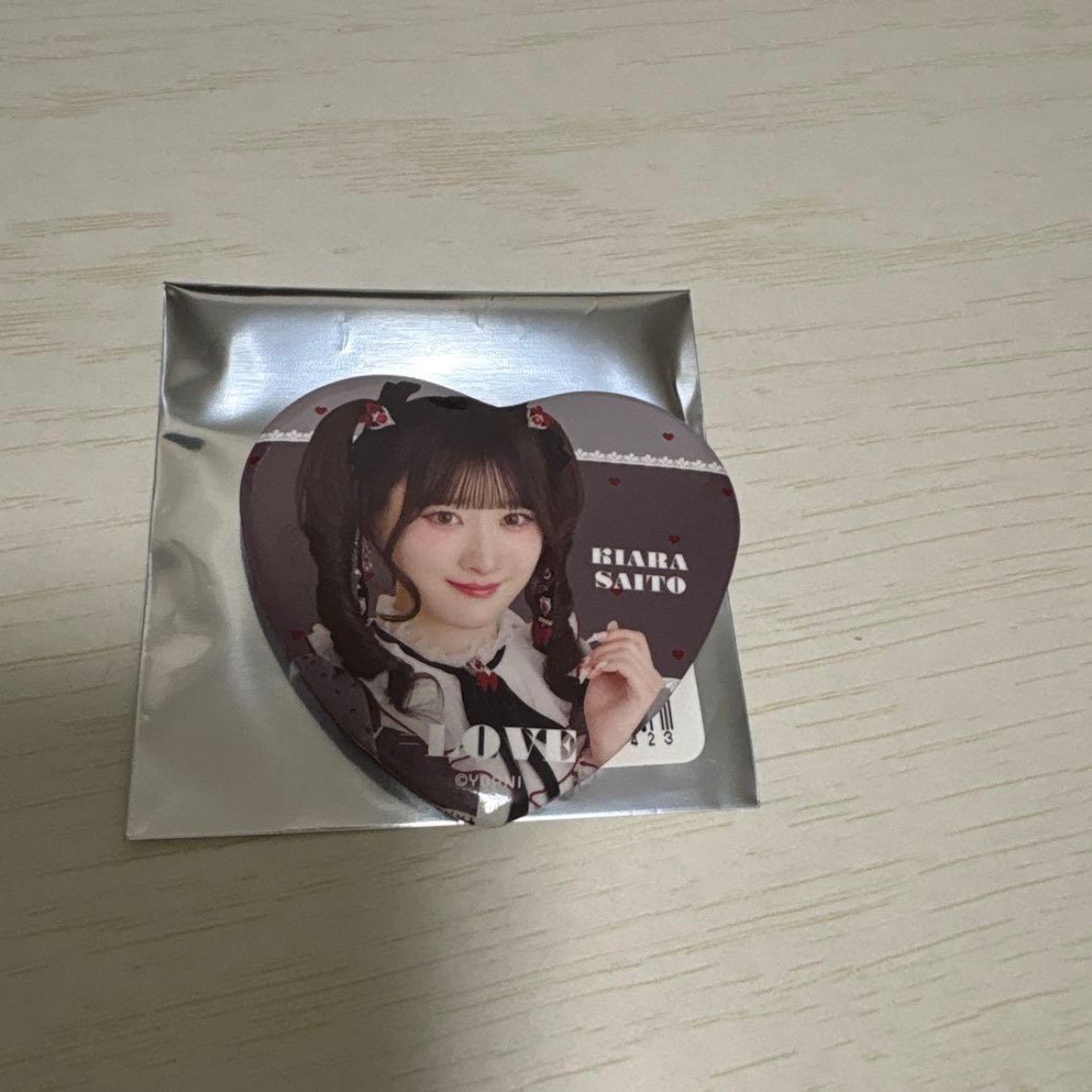 みん tweet media