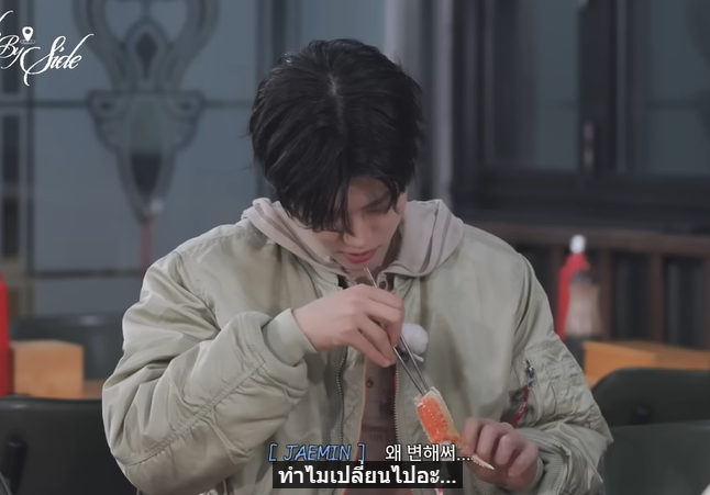 PatSRy_Ch's tweet photo. ขับรถให้เค้านั่งเอนสบายๆ บอกให้ตัดแต่งหอยย่างเองแต่พอเค้างอแงก็ตามใจบริการทำให้

เพื่อนที่ไม่ใช่ชิปเปอร์ยังถามว่าเค้าเป็นแฟนกันเหรอ

ทุกคนคิดว่าไง ถ้าเป้นเราเพื่อนงองแงให้เราทำแบบนี้คืบสวบหัวเพื่อนละนะ แต่บังเอิญคู่นี้เป็นเพื่อน 14 ปี https://t.co/PLQWxklyrJ