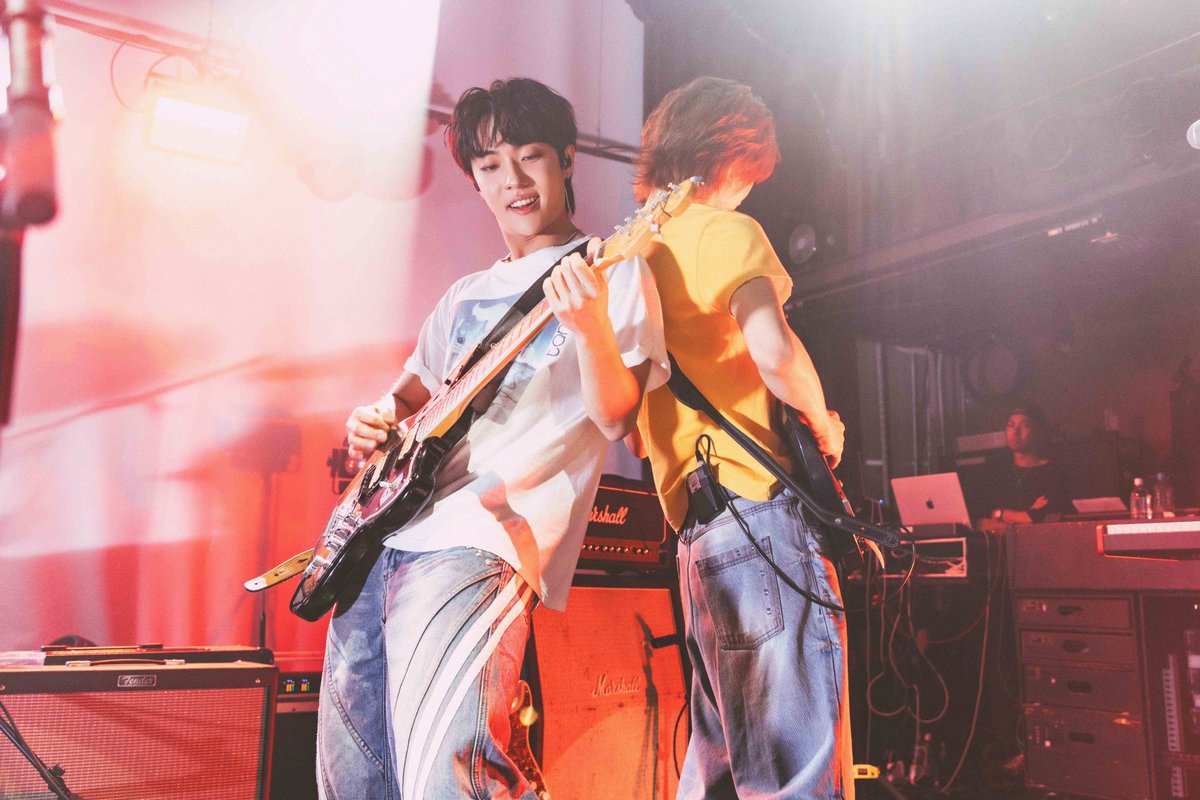 warnermusic_jp's tweet photo. #DragonPony

Dragon Pony(ドラゴンポニー)、日本初ワンマンライブで魅せた圧巻のパフォーマンス！

"さらなる可能性"を証明した東阪ツアー完逐💫

■Dragon Pony 2026 Run To Run JAPAN TOUR Endroll Video
https://t.co/lbUBwycYbM

@DragonPonyJAPAN @DragonPony_  
#DragonPony #드래곤포니 #ドラゴンポニー
#Run_to_Run