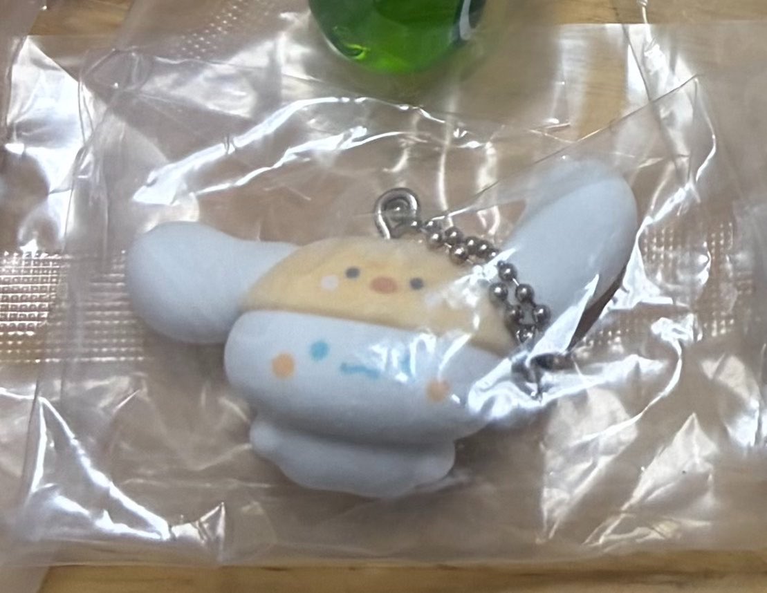 nyan222____'s tweet photo. @otorihiki__yuy 検索から失礼致します。下記画像〇のものよろしければ買取させて頂きたいです。また、2枚目のものと3点のうちどれか交換できましたらお願いしたいです。大変難しいとは思いますがご検討の程よろしくお願い致します。 https://t.co/IC58Wm4maU